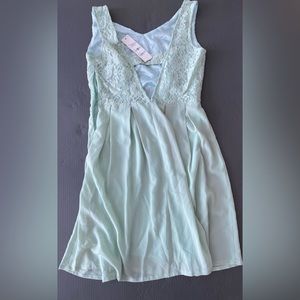 Summer dress, lined, new with tags